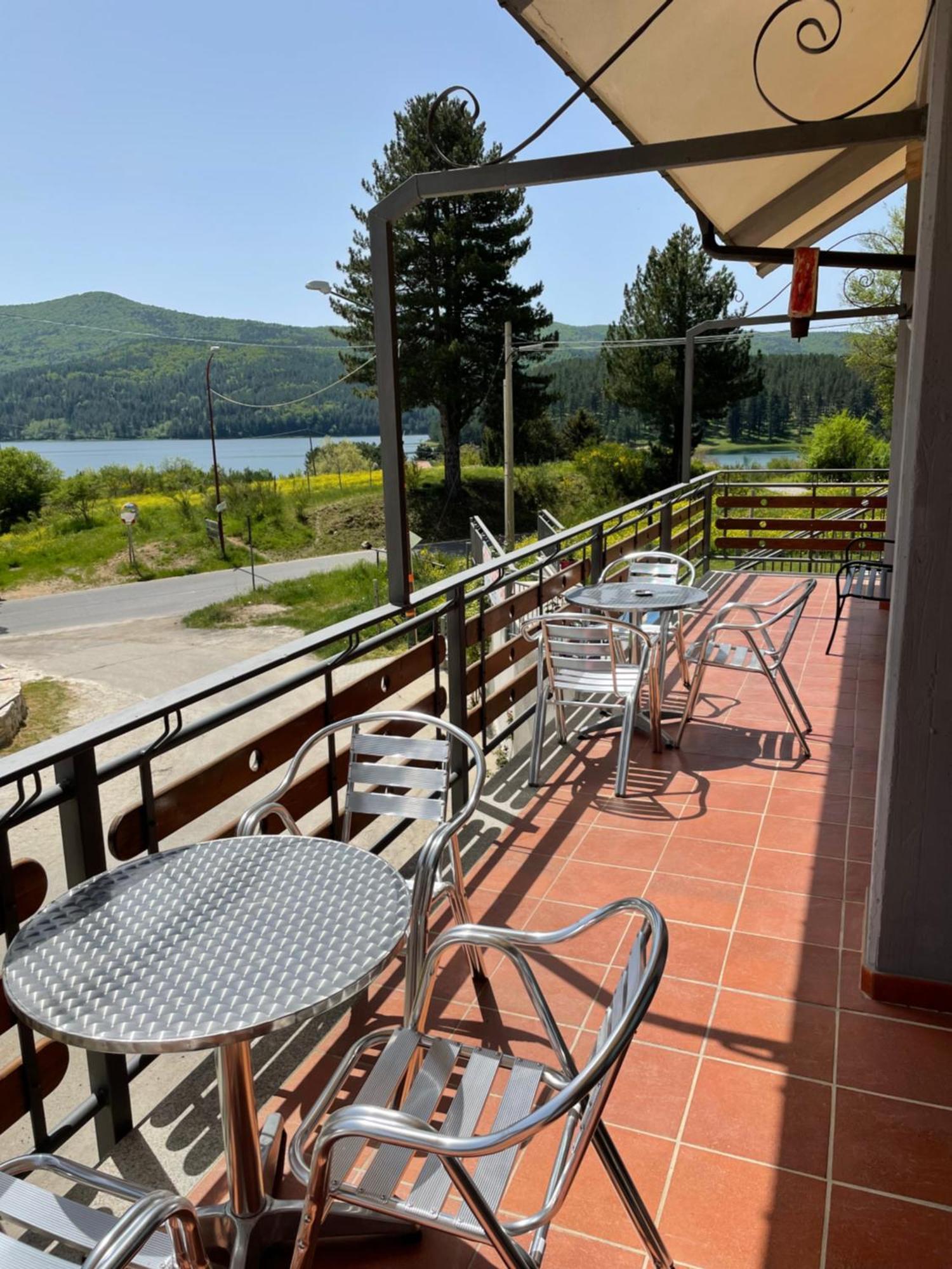 Fd Lorichella Hotel Lorica Buitenkant foto